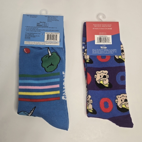 Charms Fluffy Stuff by Tootsie Roll & Bazooka Joe Bubble Gum Novelty Crew Socks - Picture 2 of 6